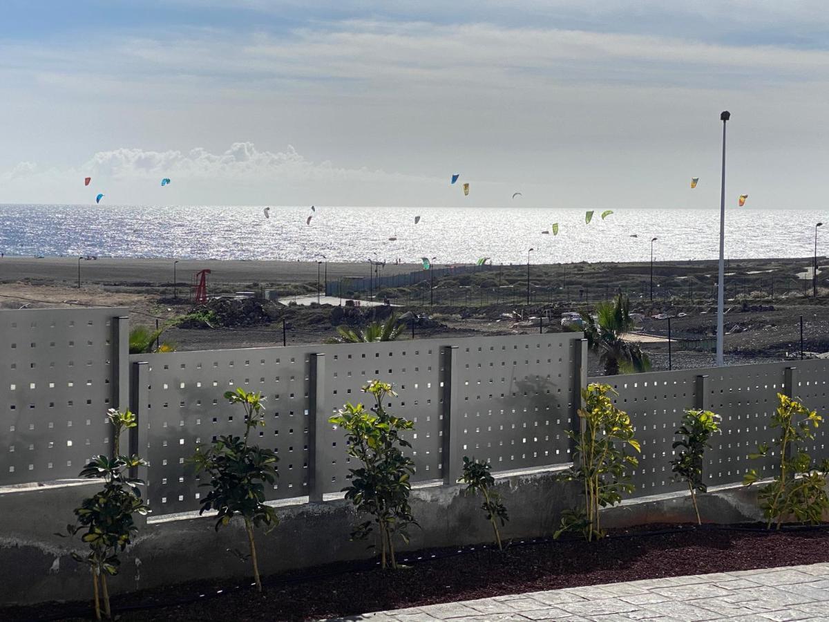A Beautiful Apartment With A Beach View - La Tejita - El Medano エクステリア 写真