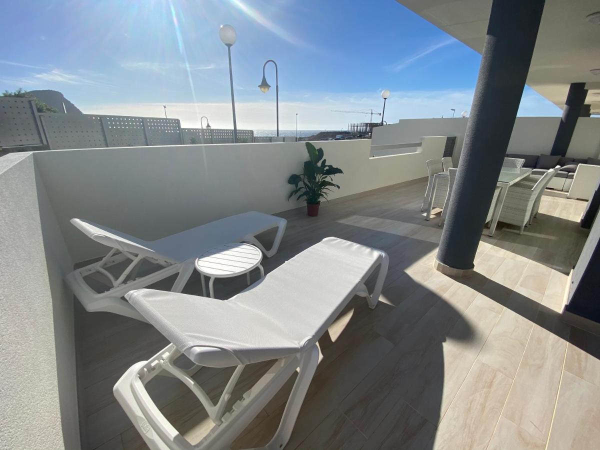 A Beautiful Apartment With A Beach View - La Tejita - El Medano エクステリア 写真