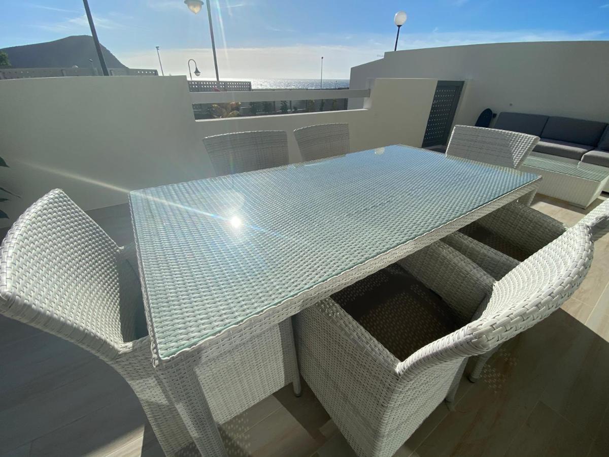 A Beautiful Apartment With A Beach View - La Tejita - El Medano エクステリア 写真