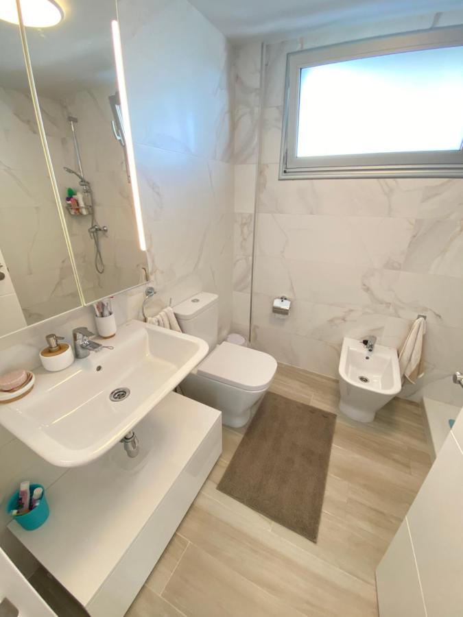 A Beautiful Apartment With A Beach View - La Tejita - El Medano エクステリア 写真