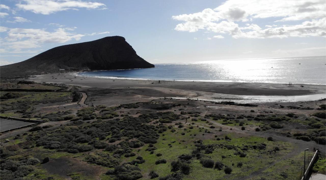 A Beautiful Apartment With A Beach View - La Tejita - El Medano エクステリア 写真